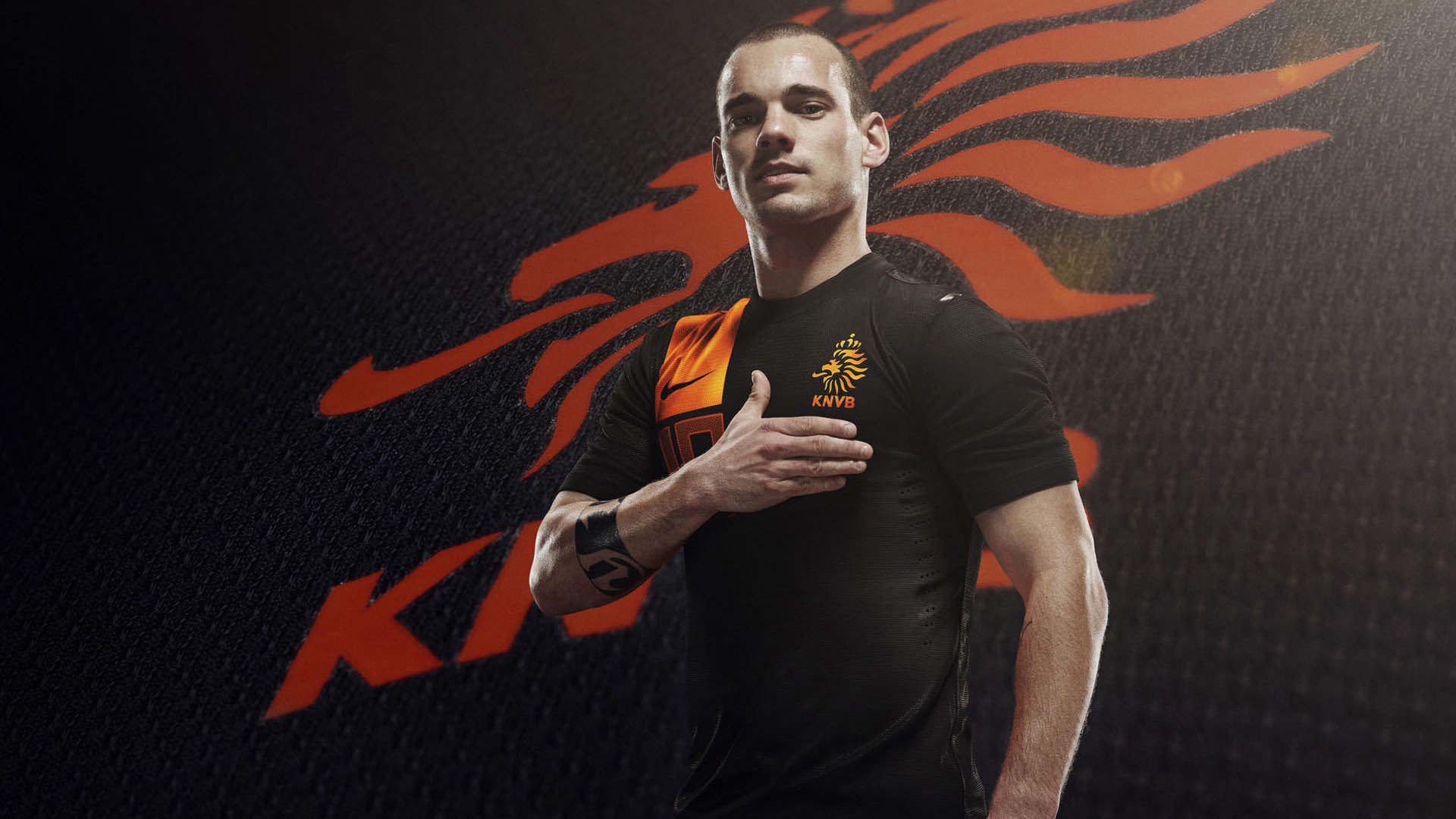 教练强调战术纪律，球队防守效率提升，球员布置战术